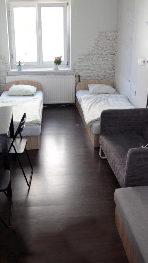 Pit Stop Hostel Πόζναν Εξωτερικό φωτογραφία