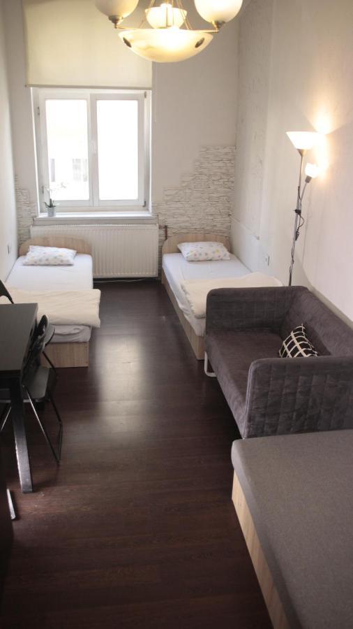 Pit Stop Hostel Πόζναν Εξωτερικό φωτογραφία