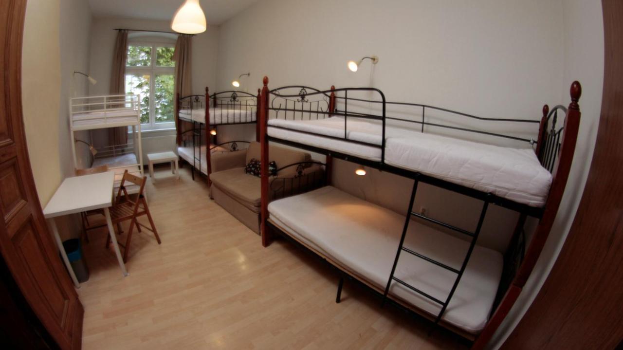 Pit Stop Hostel Πόζναν Εξωτερικό φωτογραφία