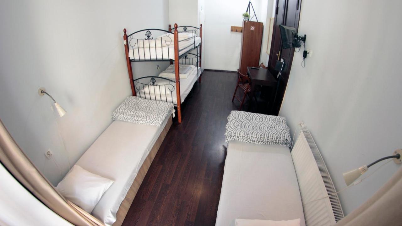 Pit Stop Hostel Πόζναν Εξωτερικό φωτογραφία