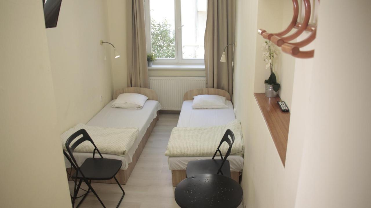 Pit Stop Hostel Πόζναν Εξωτερικό φωτογραφία